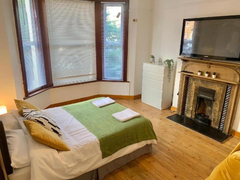 Guest House Balham, South London Spacious, Lambert, 6 Rooms Available Exterior photo