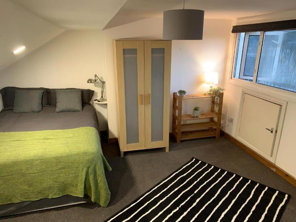 Guest House Balham, South London Spacious, Lambert, 6 Rooms Available Room photo