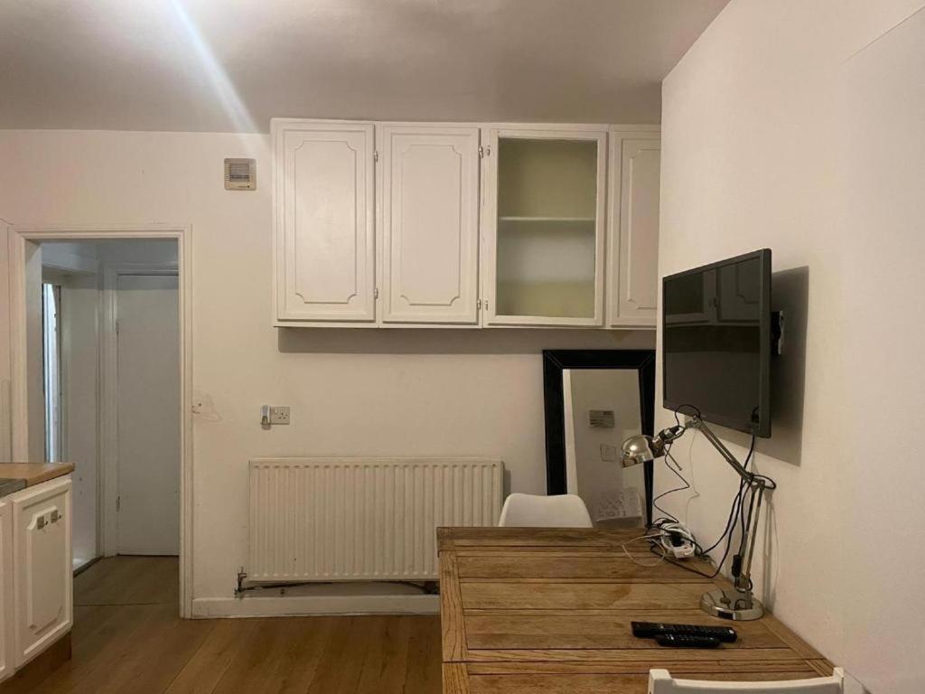 Guest House Balham, South London Spacious, Lambert, 6 Rooms Available Exterior photo